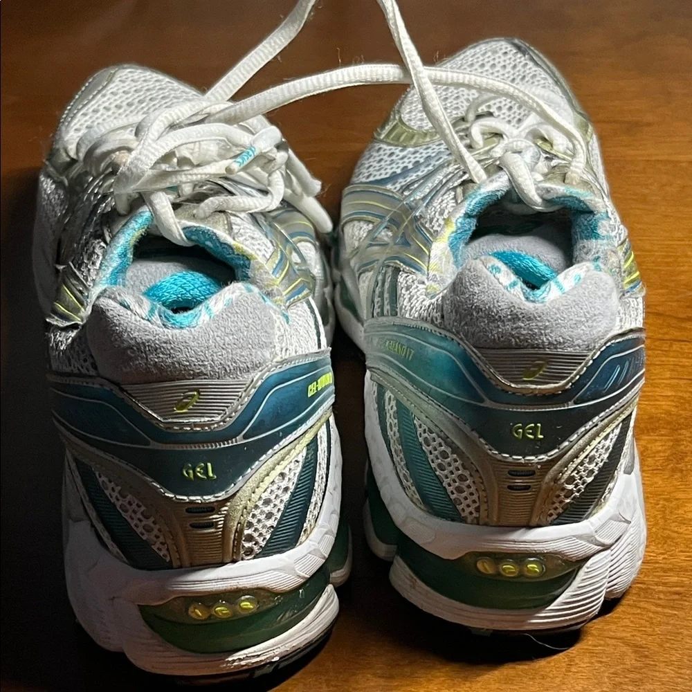 Asics Gel Hayano 17 White and Gray Sneakers with Green Blue Highlights 8.5